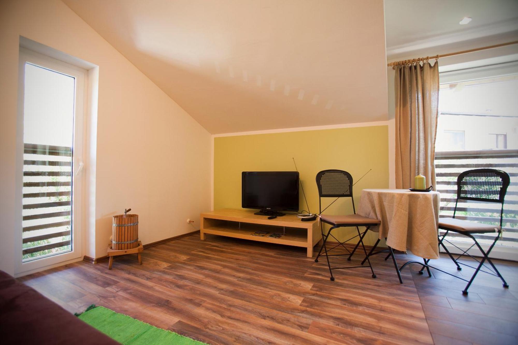 Apartments Soca Kobarid Bagian luar foto