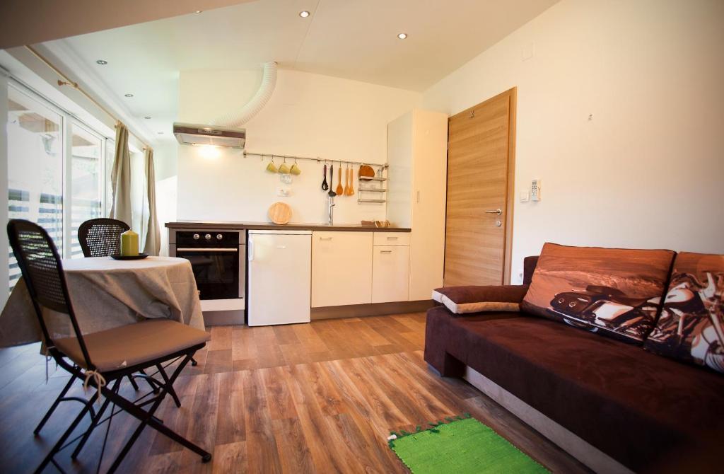 Apartments Soca Kobarid Bagian luar foto